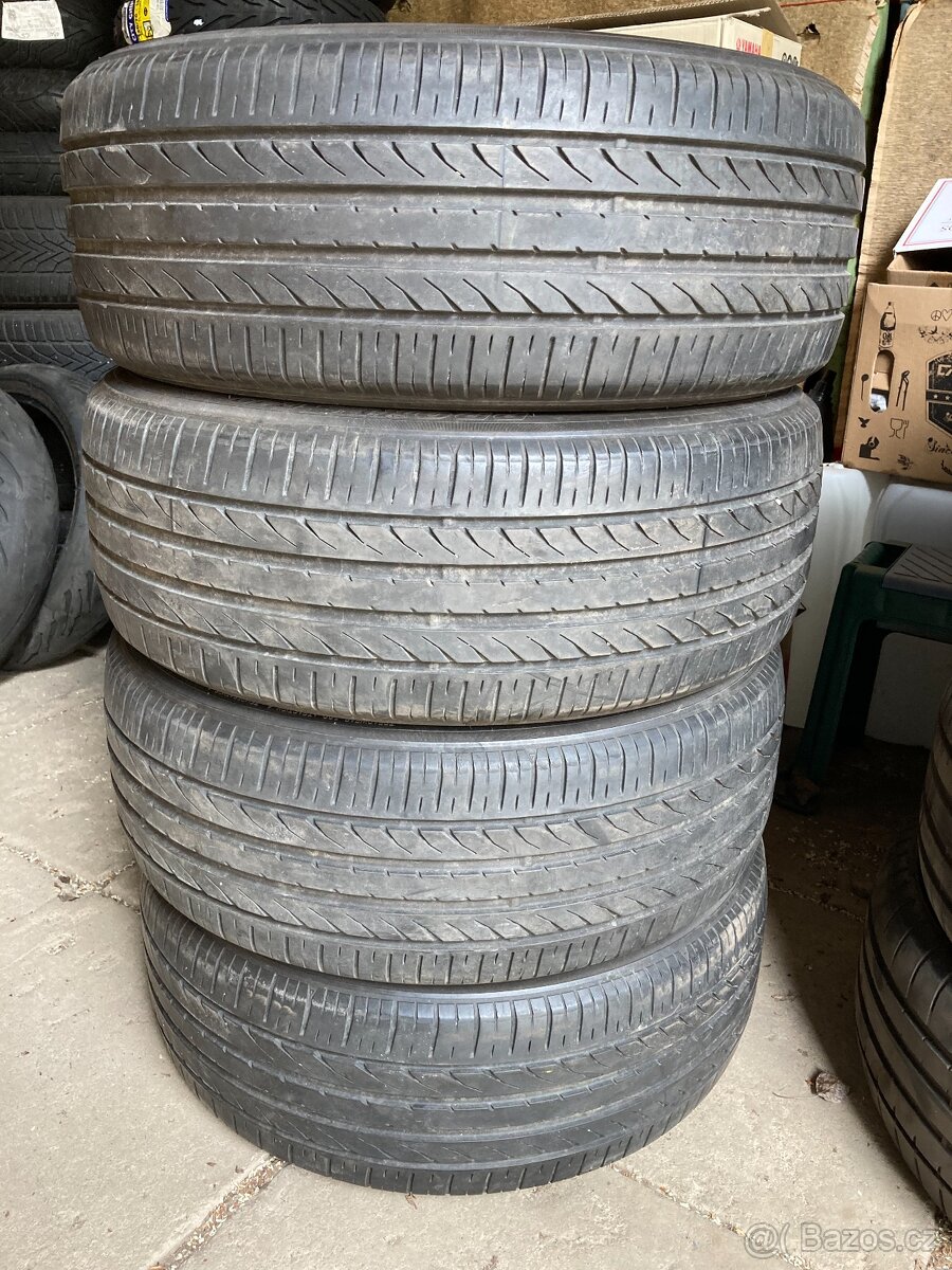 Letní pneumatiky Toyo 215/50R18 92V