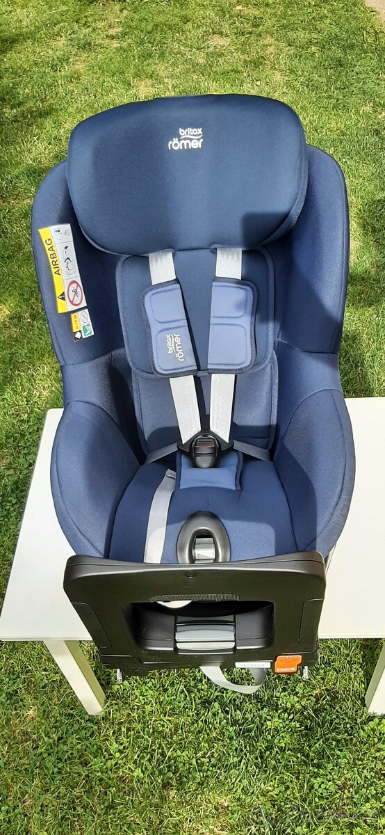 Autosedačka Britax Römer Dualfix M i-Size