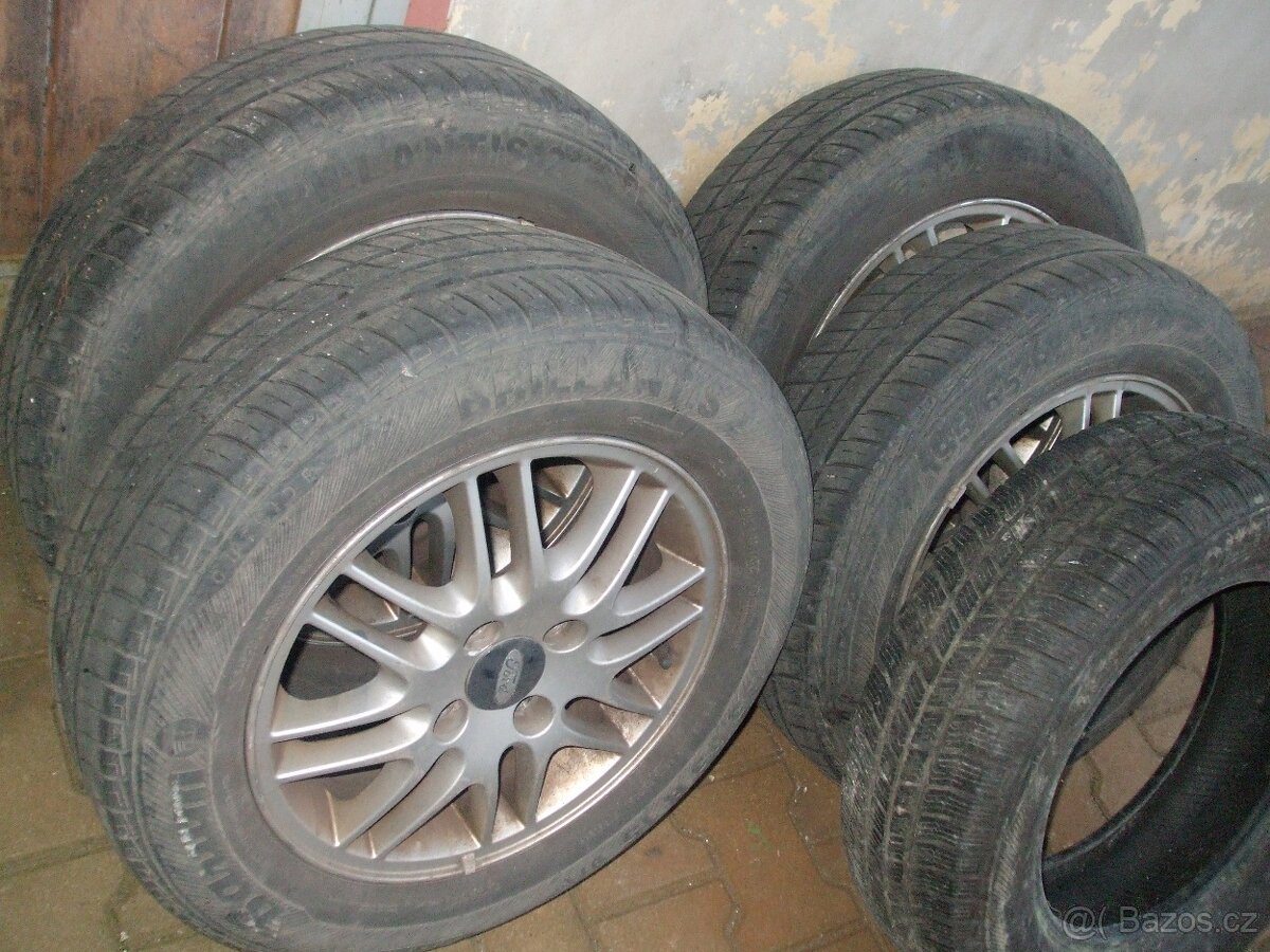 kola ford 195x65R15