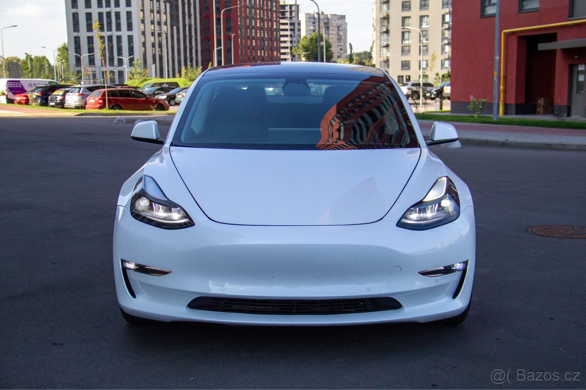 TESLA 3 (2021) DUAL MOTOR LONG RANGE