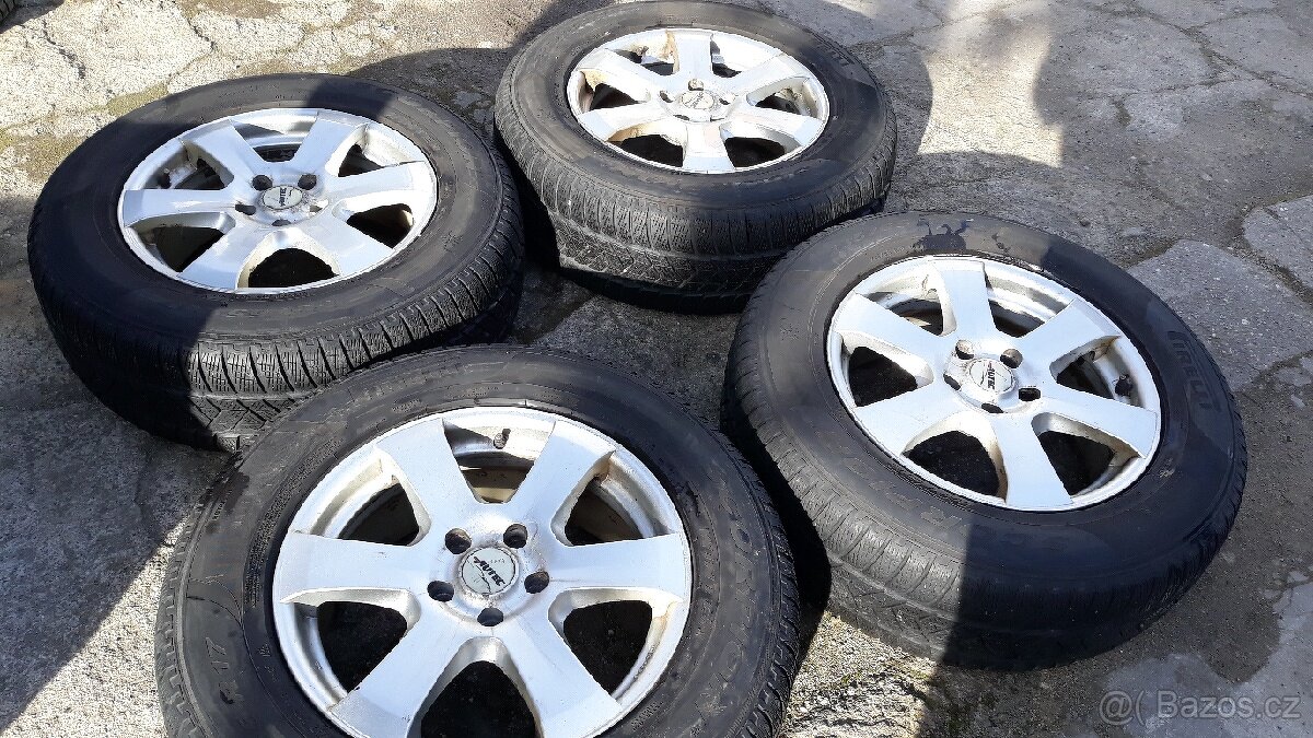 Alu kola 5x114,3 včetně zimních pneu 235/65R17