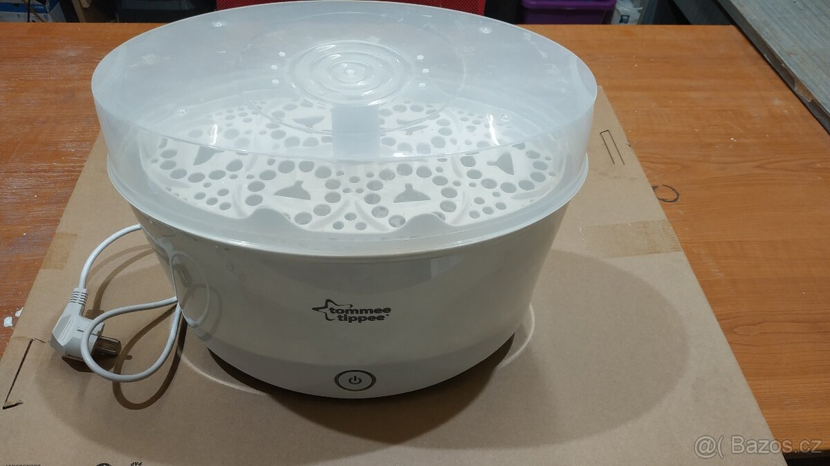 Tommee Tippee parní sterilizátor 1069