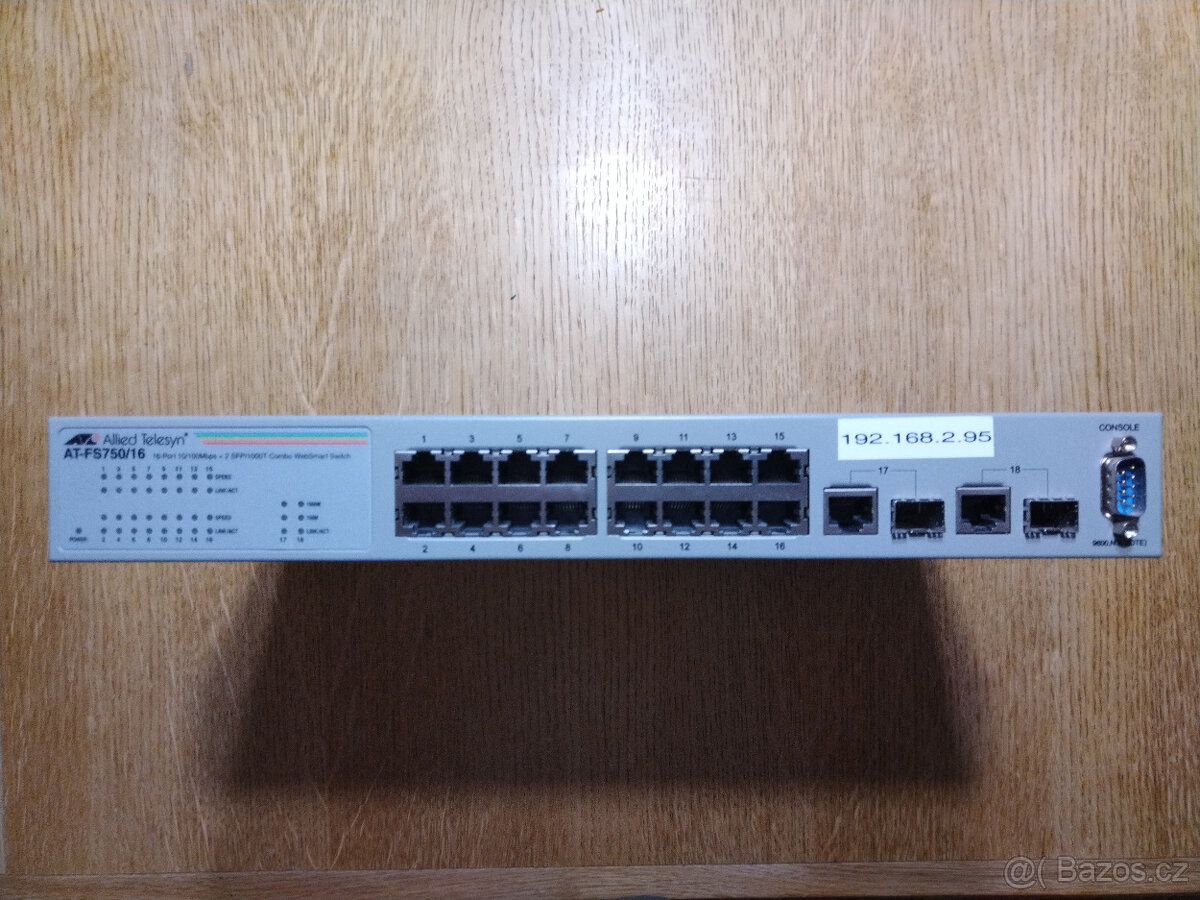 Switch Allied Telesis FS750/16