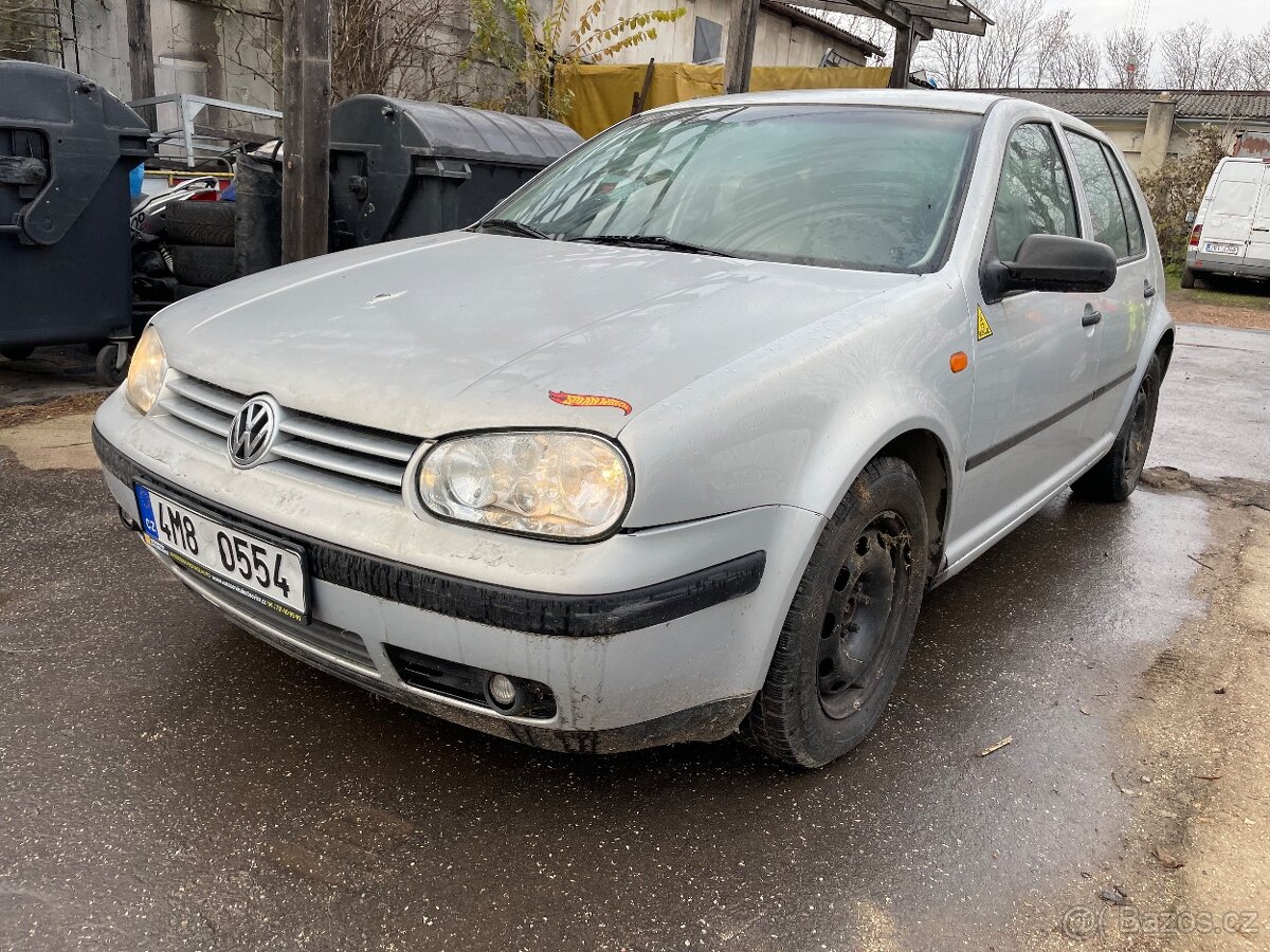 VW Golf 1.4 16V