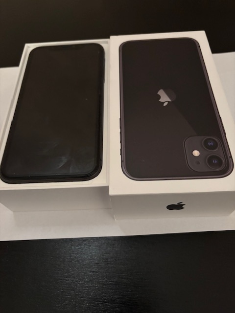 Apple iPhone 11 64 GB ČERNÝ, KOMPLETNÍ BALENÍ