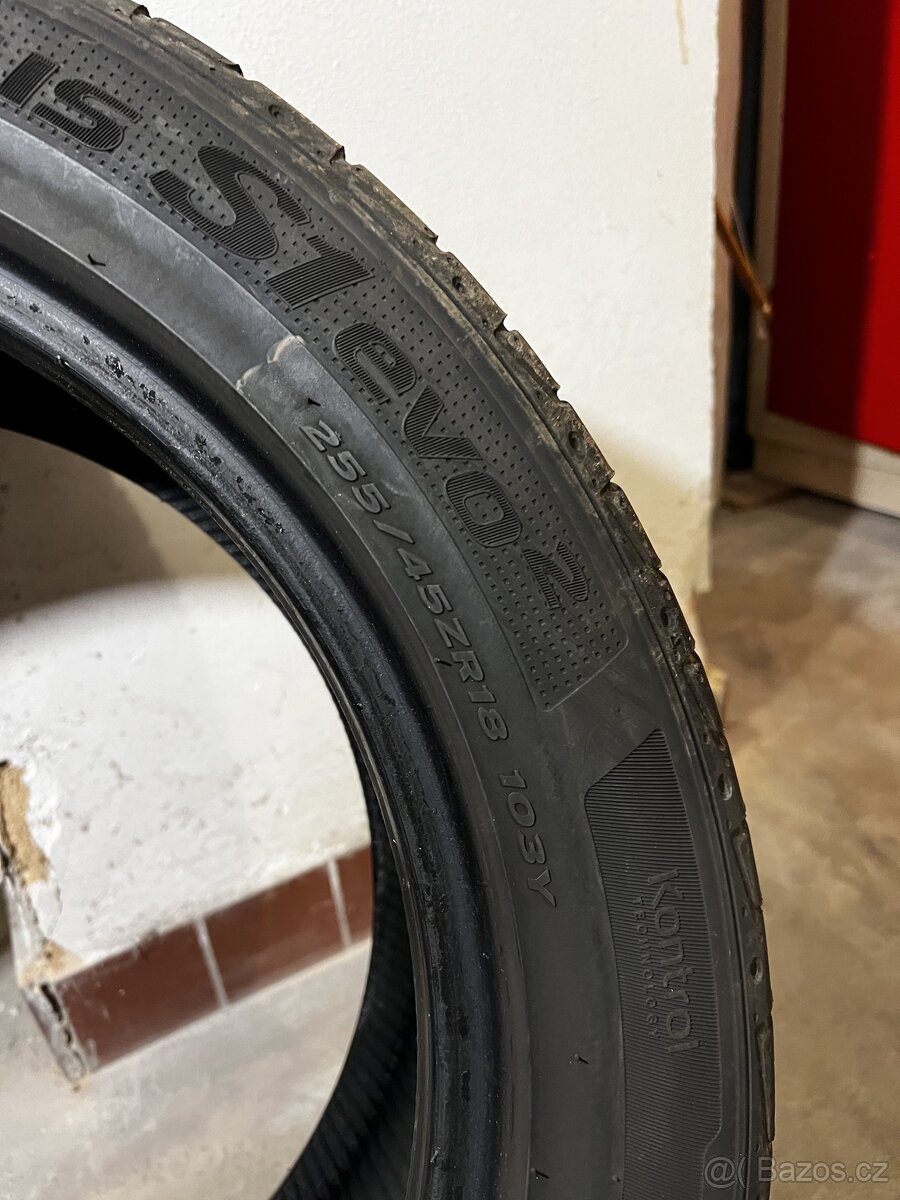 Letní pneu 255/45 R18