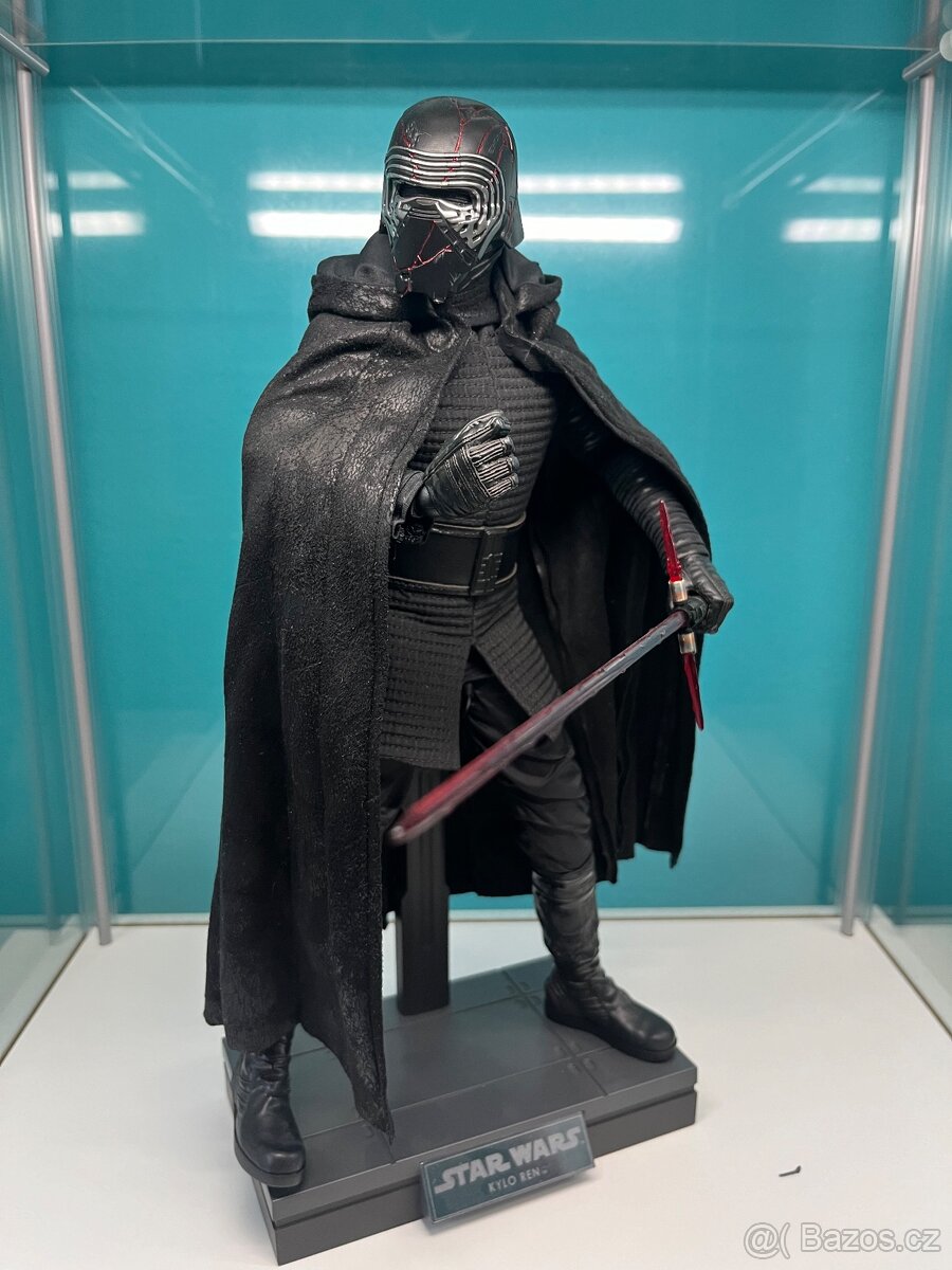 Hot Toys Kylo Ren