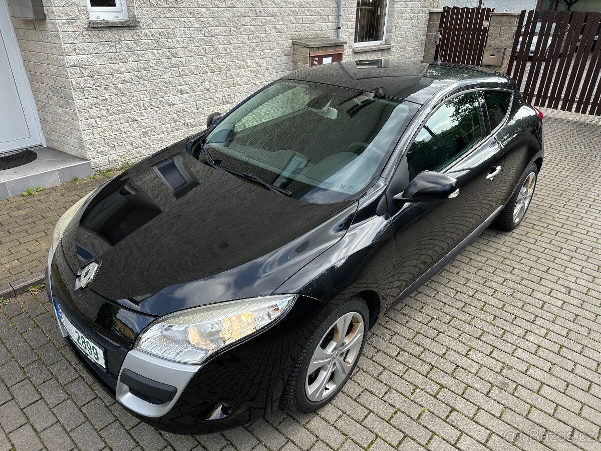 Renault Megane COUPE, zánovní rozvody+olej+brzdy+zimní pneu