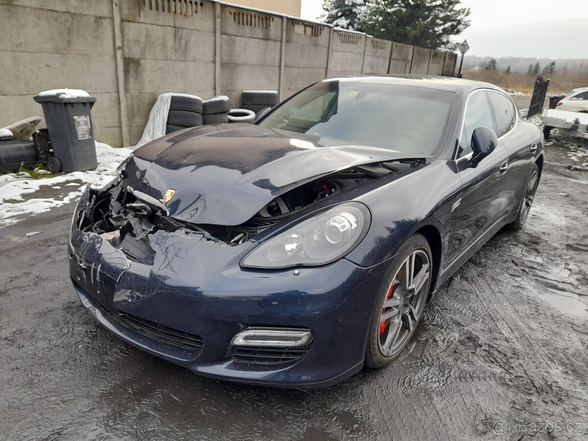 Porsche Panamera Turbo 500ps