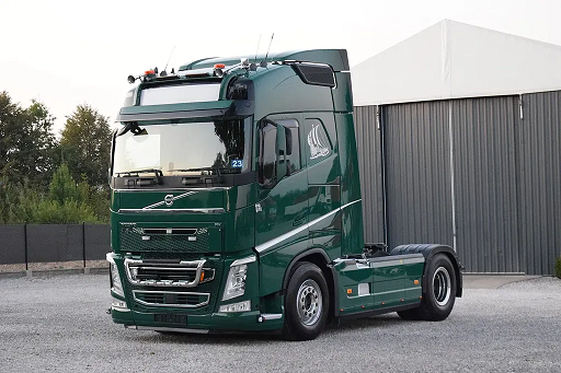 Volvo FH500 - tahač návěsů