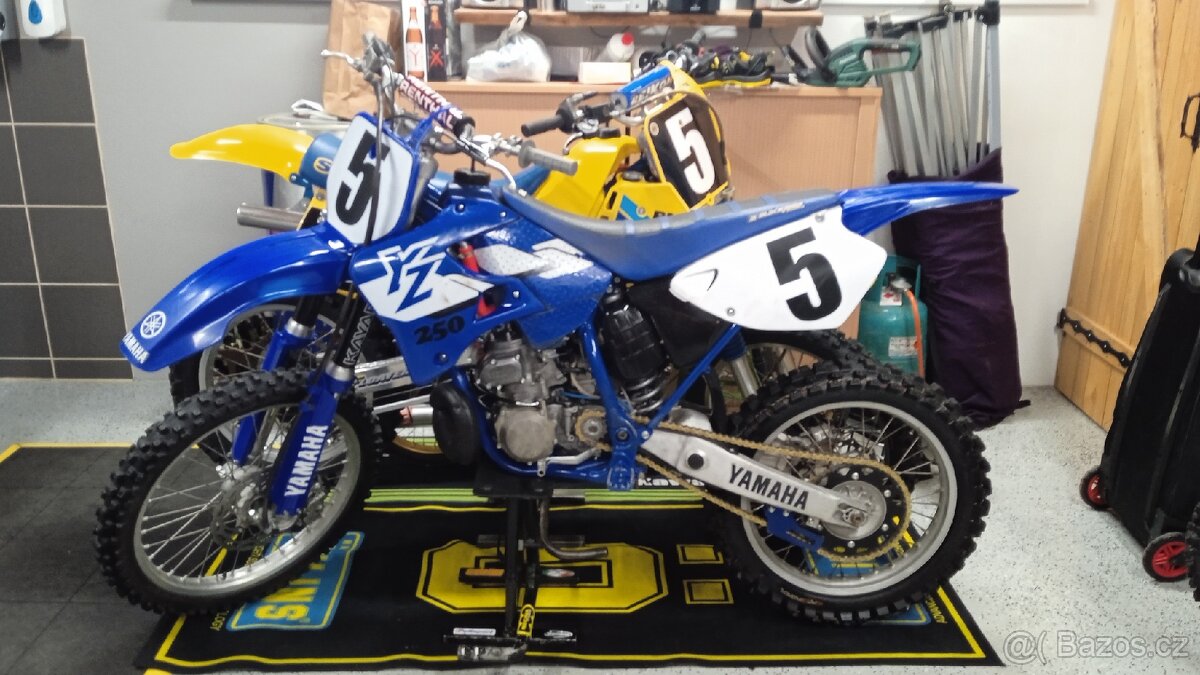 Yamaha YZ 250