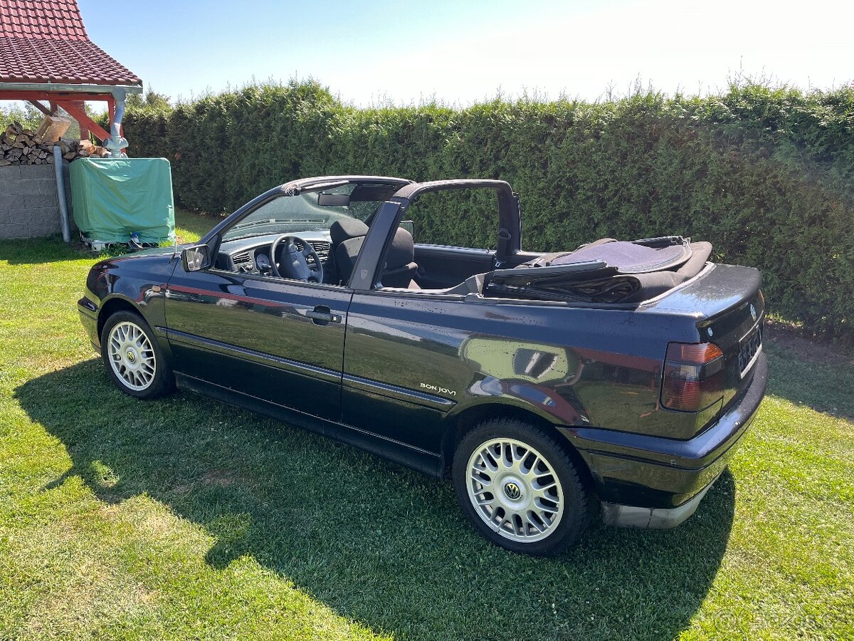 VW Golf 3 CABRIO, 1.9 tdi 66kw, 2 majitel,Bon Jovi