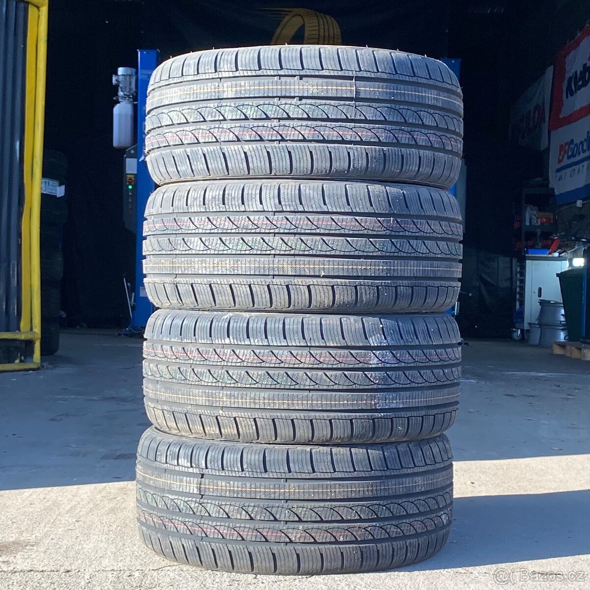 NOVÉ Zimní pneu 315/35 R20  Tracmax