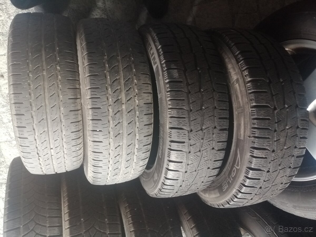 Zimní pneumatiky 215 /65 R15 C a 205/65 R16 C