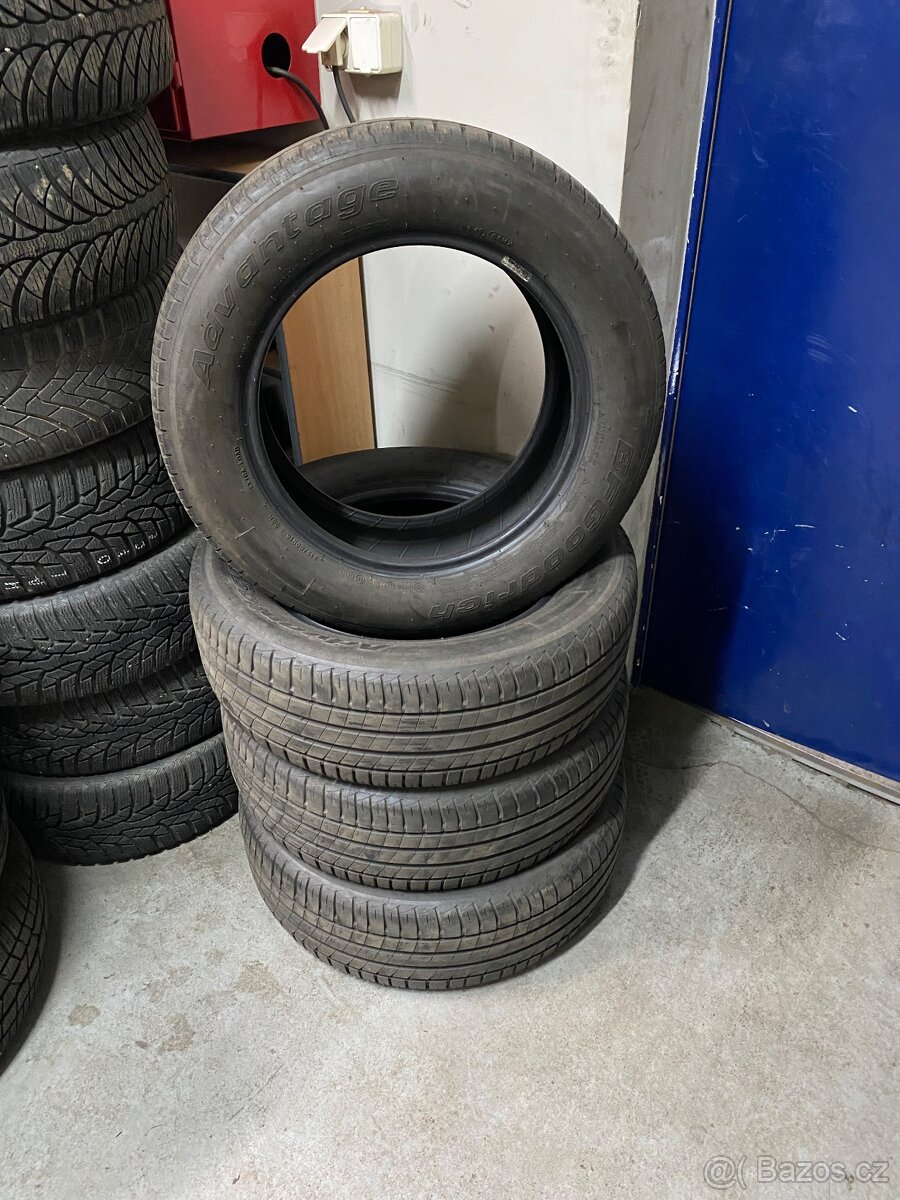 215/60R16