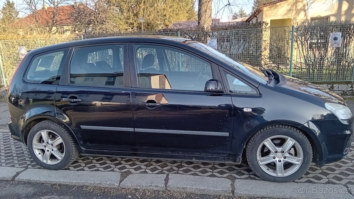 Ford C-max  benzín1,6 l 74kW, tažné zařízení, r.v. 2007