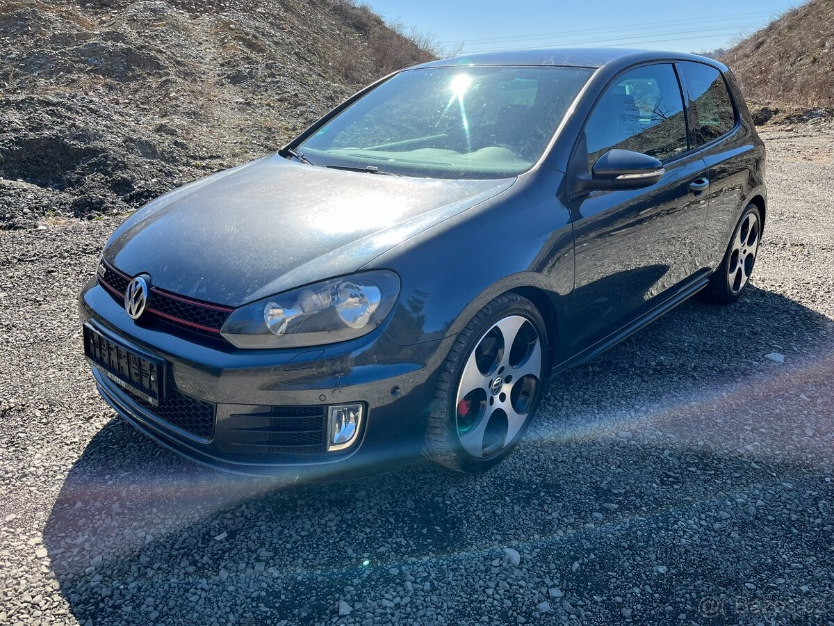 Volkswagen Golf GTi 155kW DSG