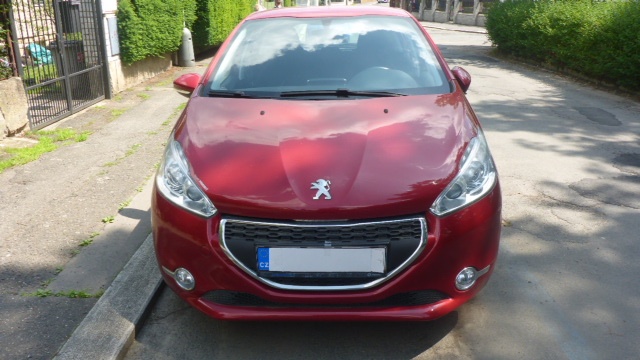 Prodám Peugeot 208, 1,4HDI 50kW diesel, manuál 5st