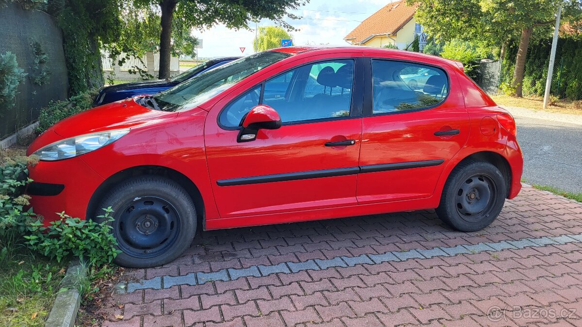 Peugeot 207, r.v. 2010, najeto cca 185 000 km