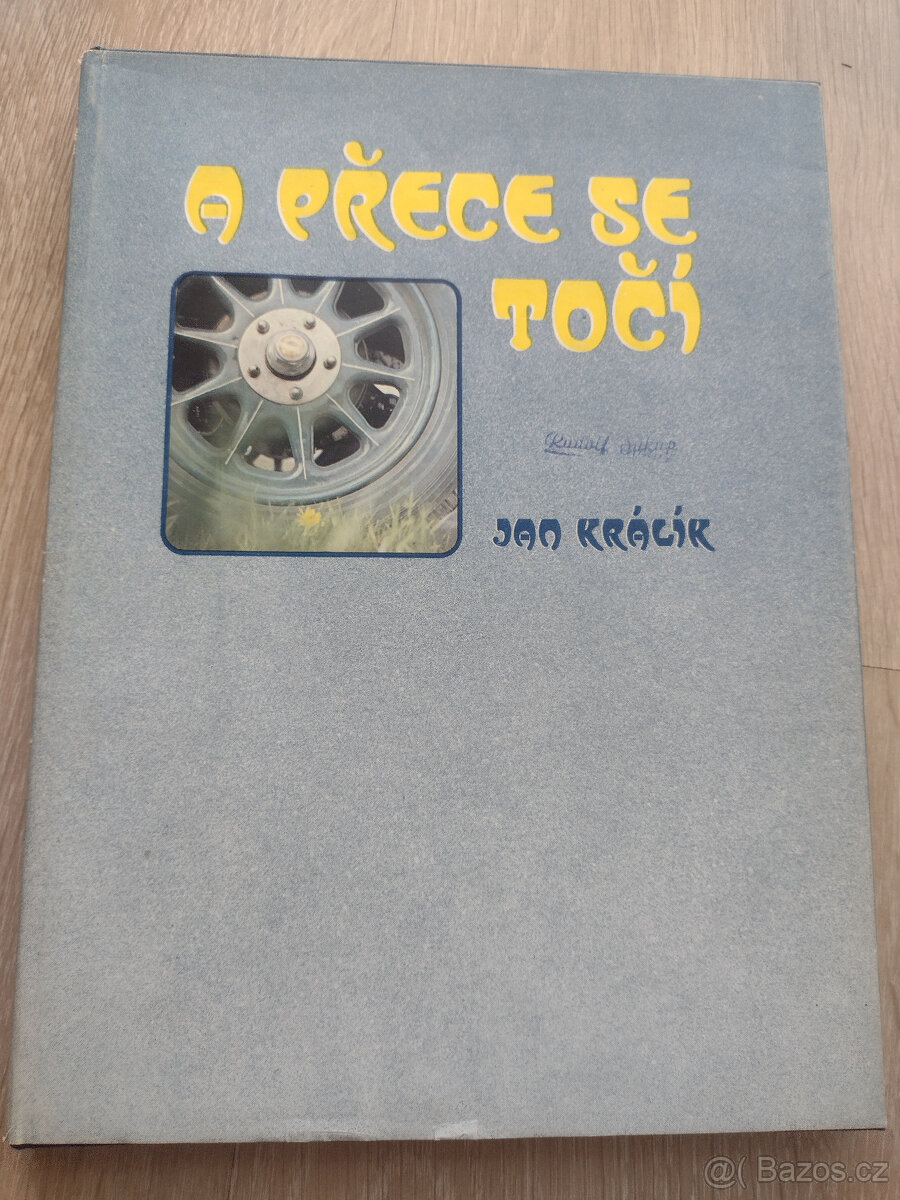 A PŘECE SE TOČÍ, 1989