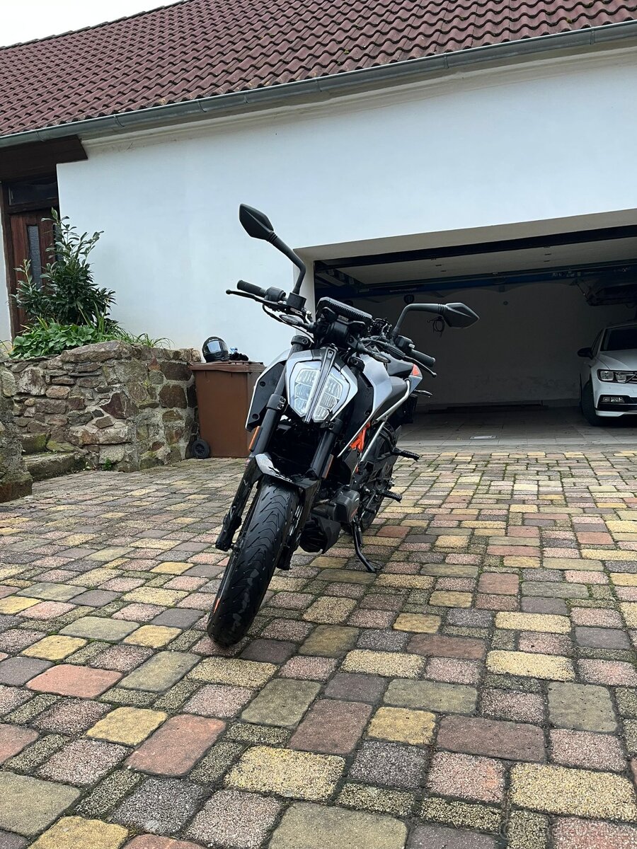 KTM DUKE 125