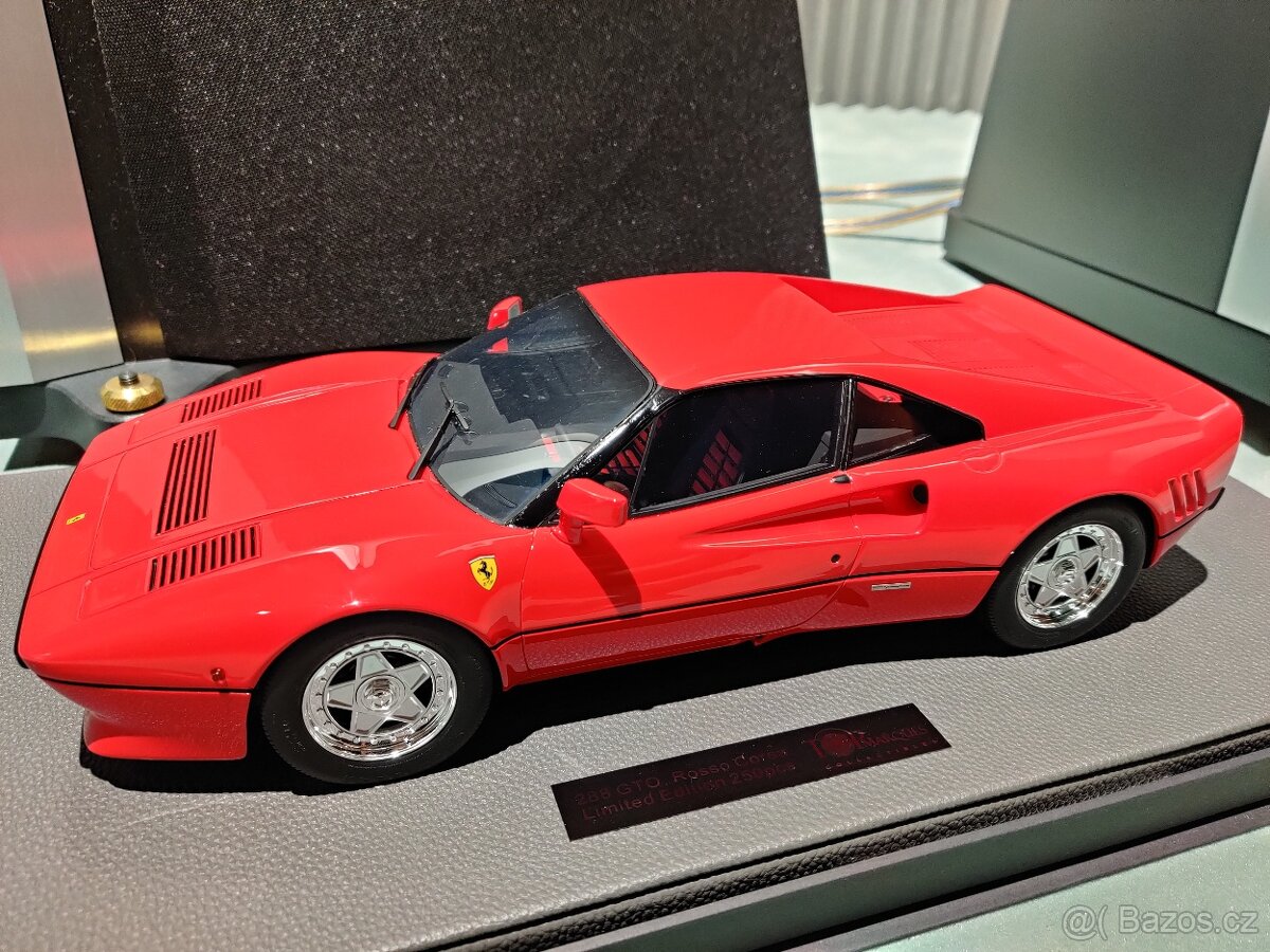 Ferrari 288 GTO 1984 Rosso 1:12 Top Marques Collectible