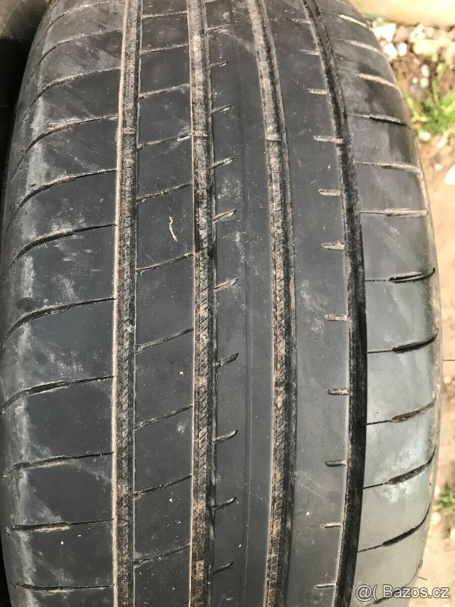 Letní pneu 235/55/R18 Good Year 2ks