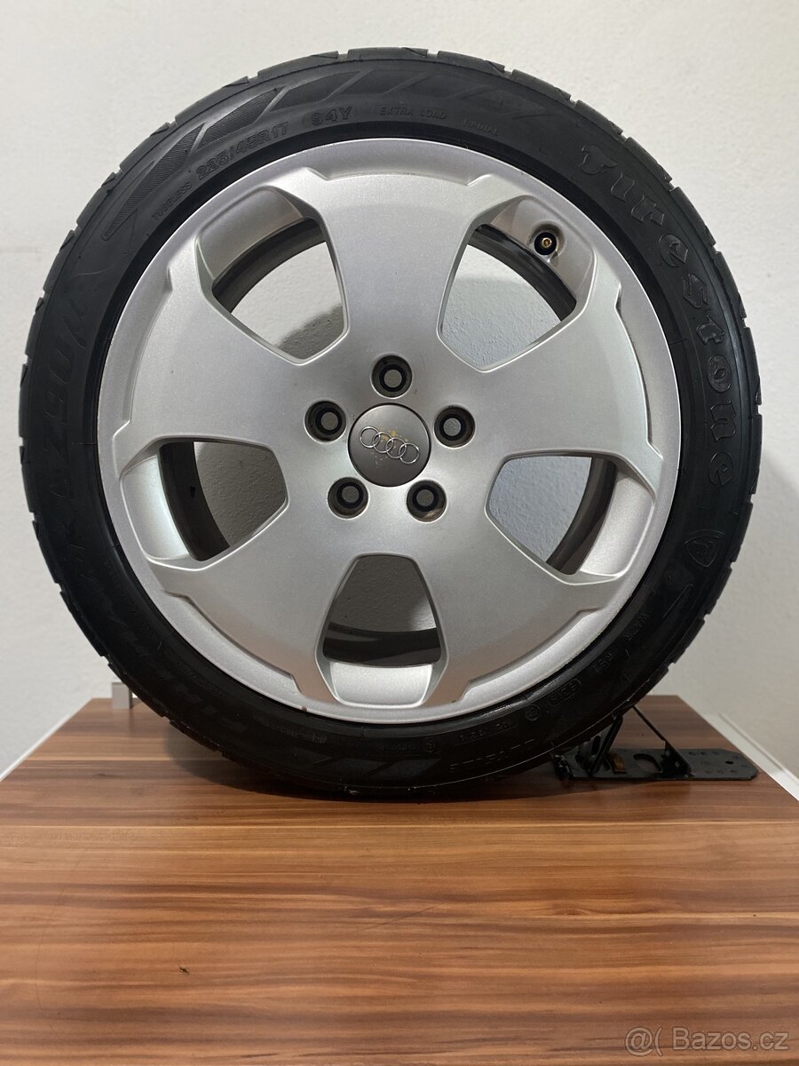 Alu kola 5x112 R17 AUDI S-line