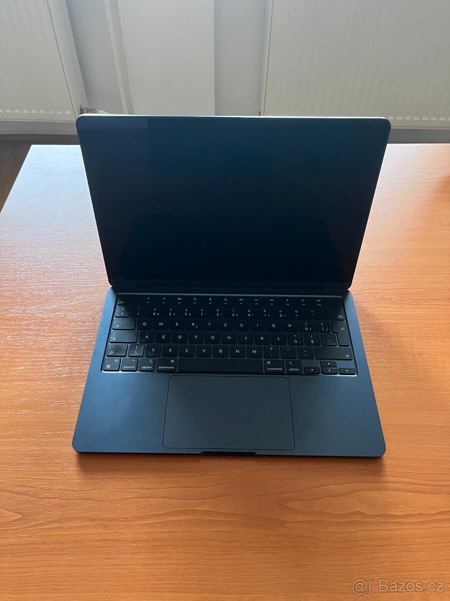 Apple MacBook Air 13" M2 CZ 2022 Temně inkoustový