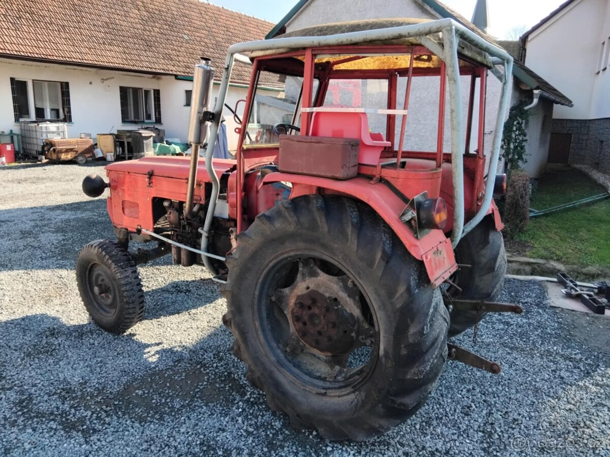 Traktor Zetor 3511