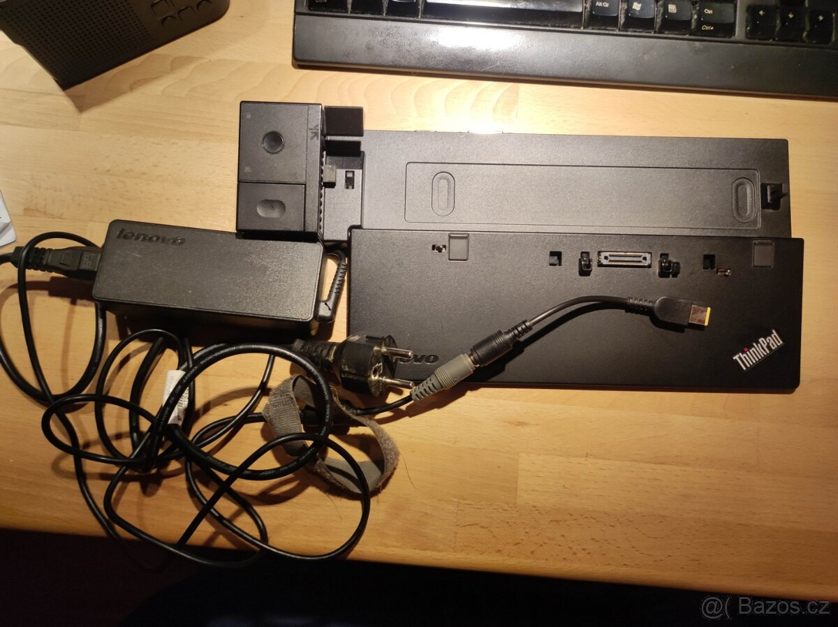 Lenovo ThinkPad Pro Dock 40A1 + adaptér 90W