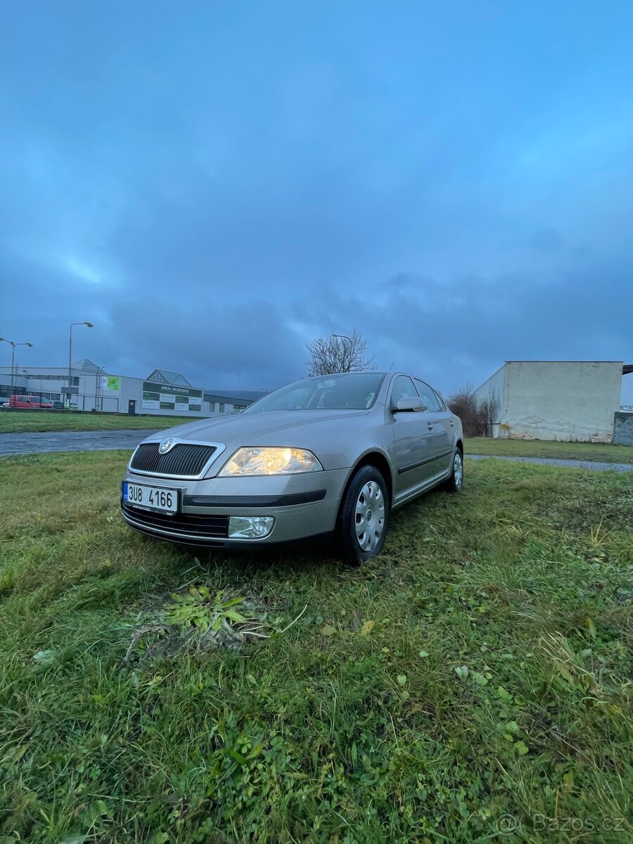 Škoda Octavia ii 1.6 mpi 1.majitel