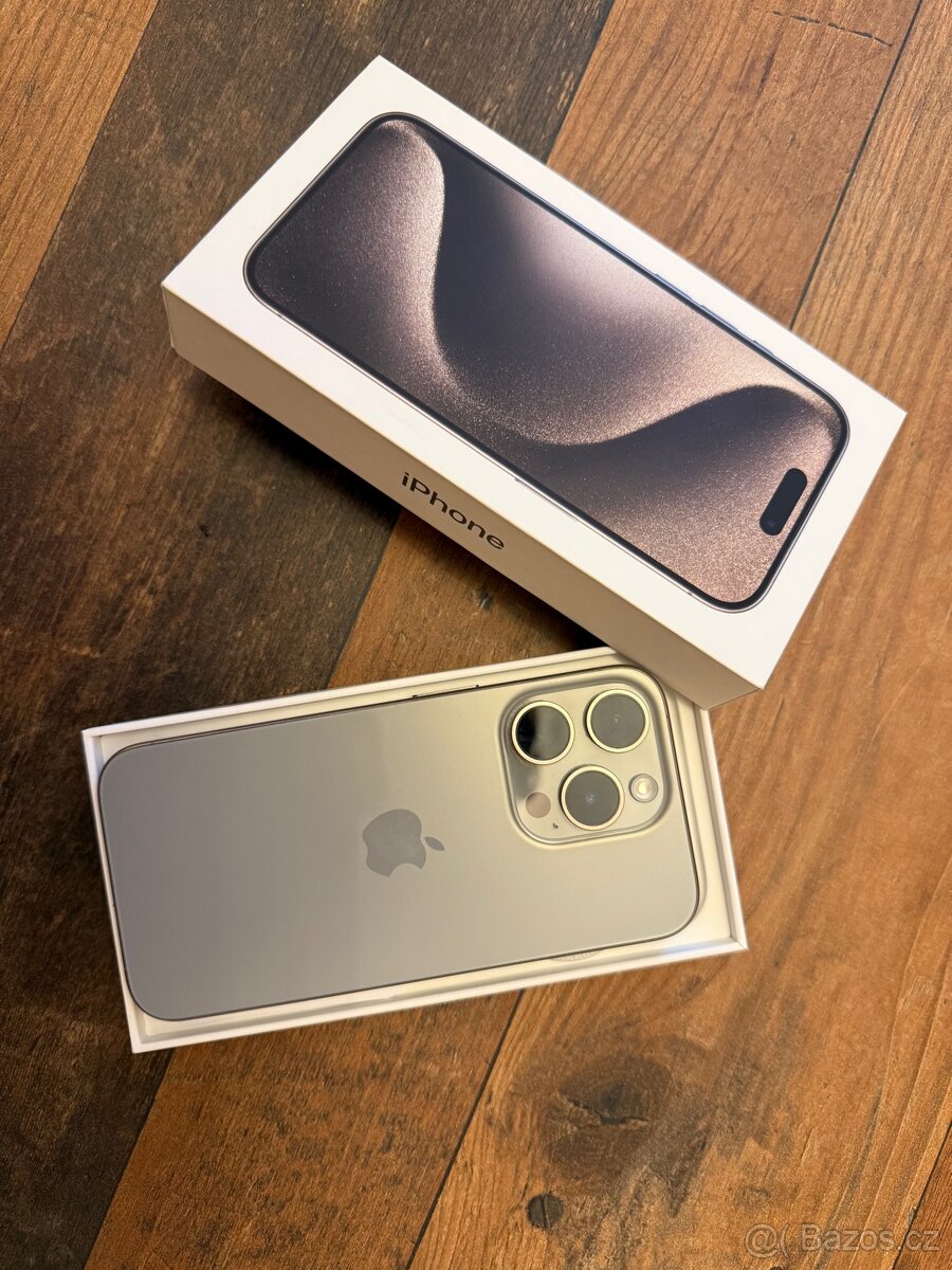 Apple iPhone 15 Pro 128GB přírodní titan