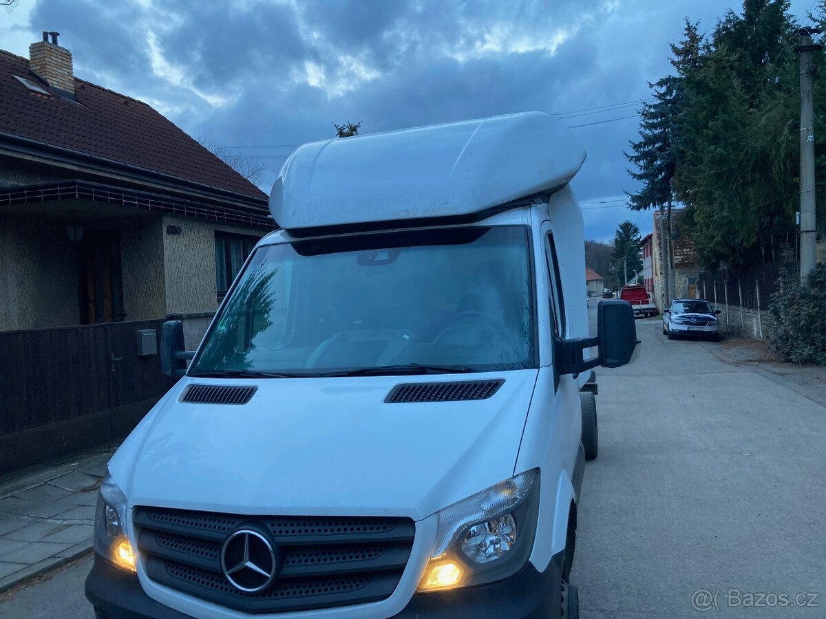 spoilery Mercedes sprinter 906