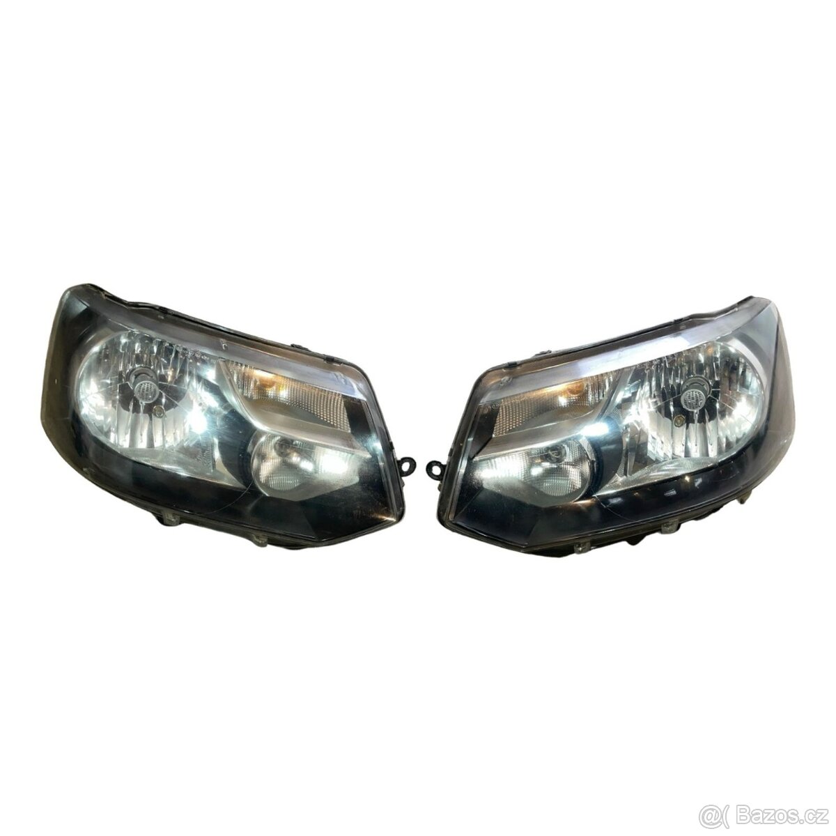 Levý a pravý halogen 7E1941015H 7E1941016H VW Transporter T5