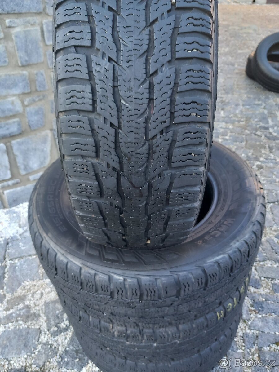 215/65/15C zimni pneu 215/65 R15C