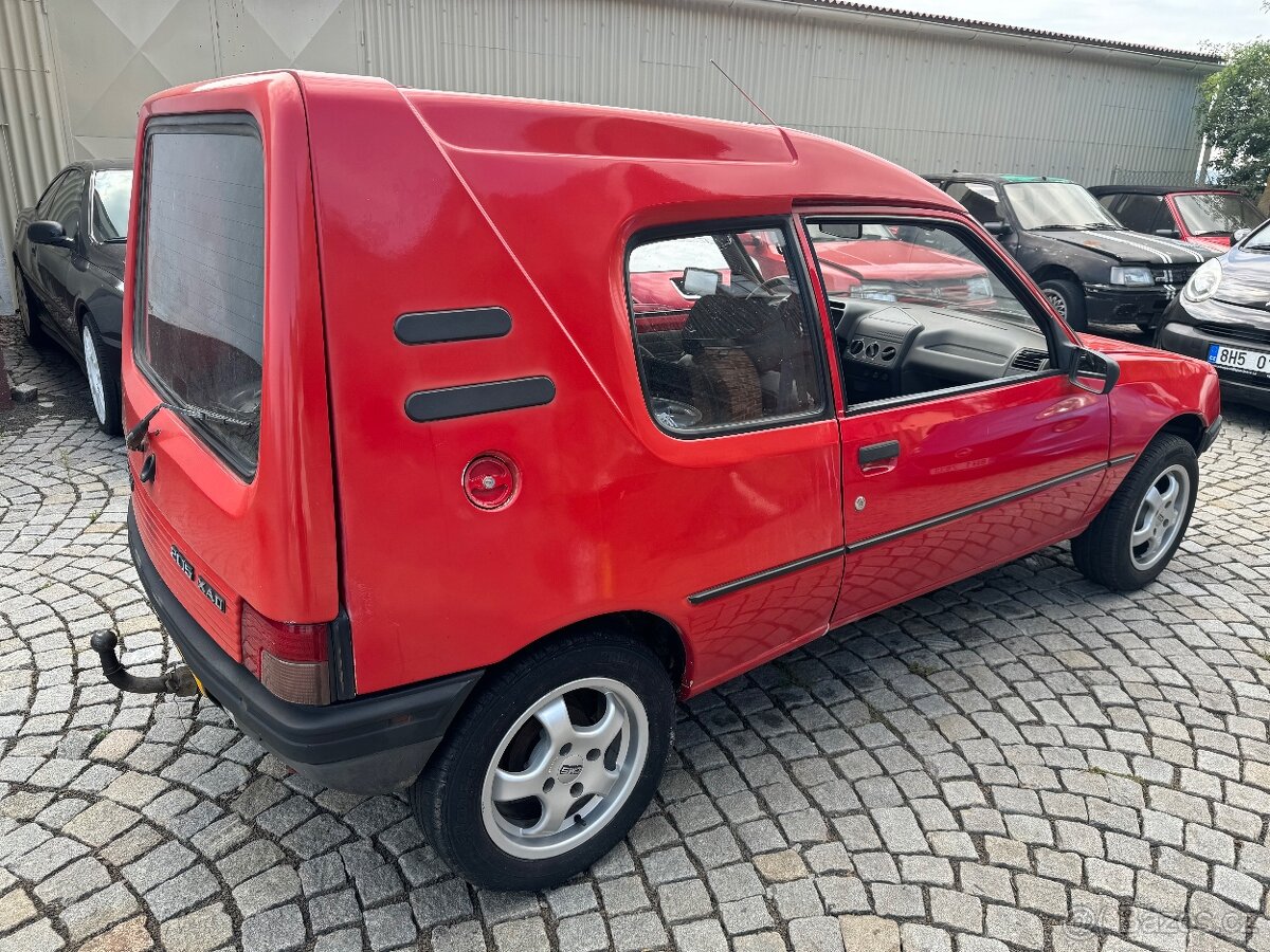 Peugeot 205 multi xad