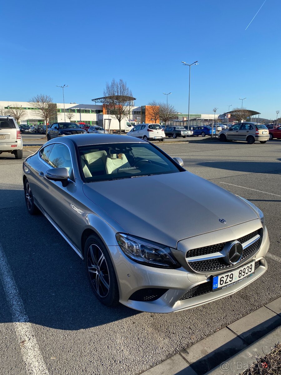 SLEVA top stav MB C400 LCI coupe V6 biturbo 245 kw 35tis km