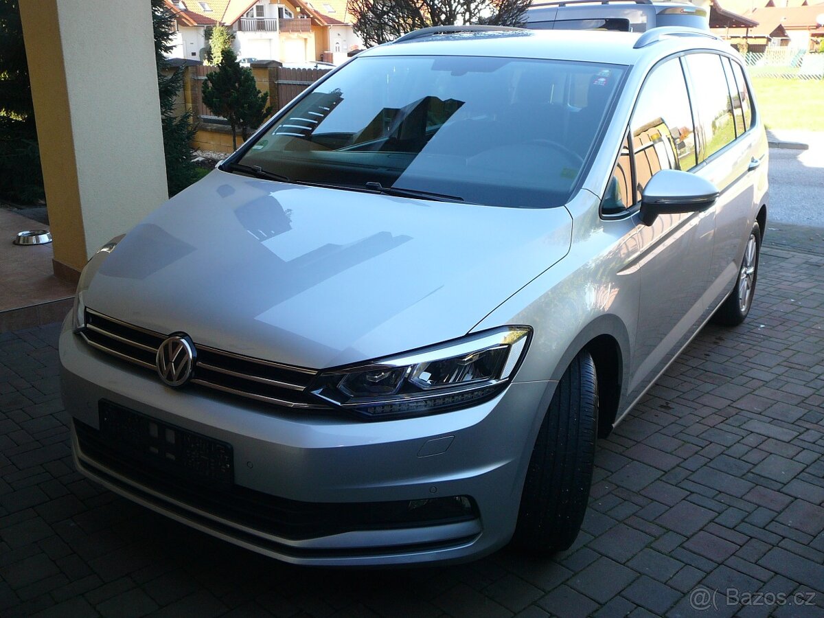 VW TOURAN 2,0TDI 85KW FULLLED NAVI FRONT ACC OPCPARK MASAGE