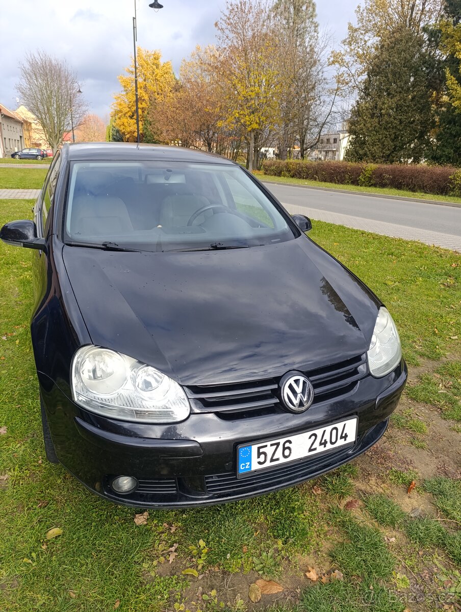 Volkswagen golf V