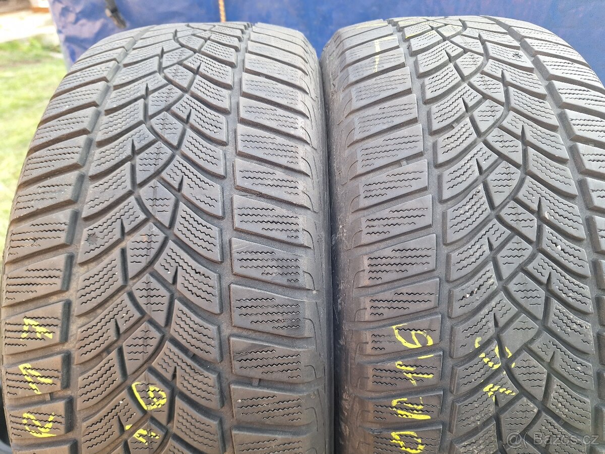 Prodám zimní pneu 225/50/17 Dunlop