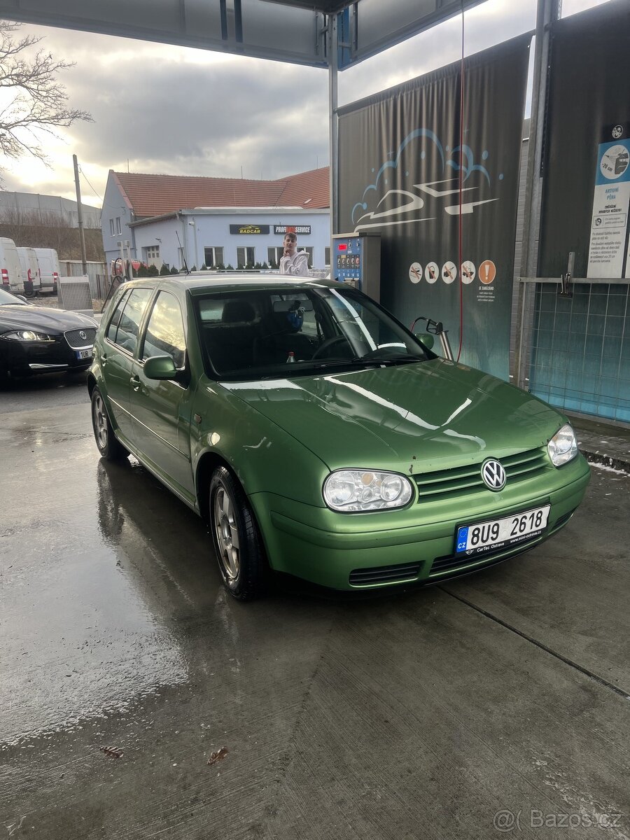 Volkswagen Golf 4 1.6 benzin