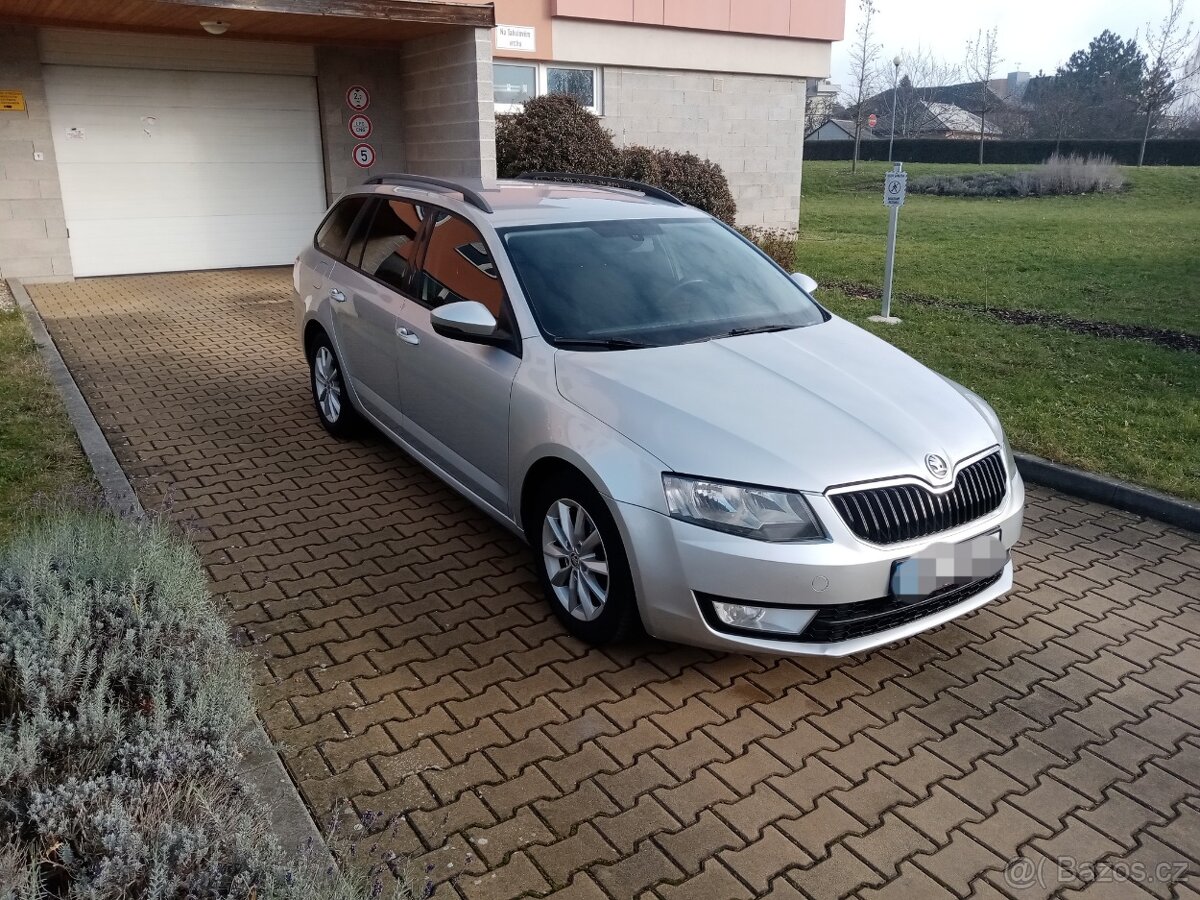 Škoda Octavia 3,r.2013,1.6 tdi, 77 kw. Původ ČR. Serviska.