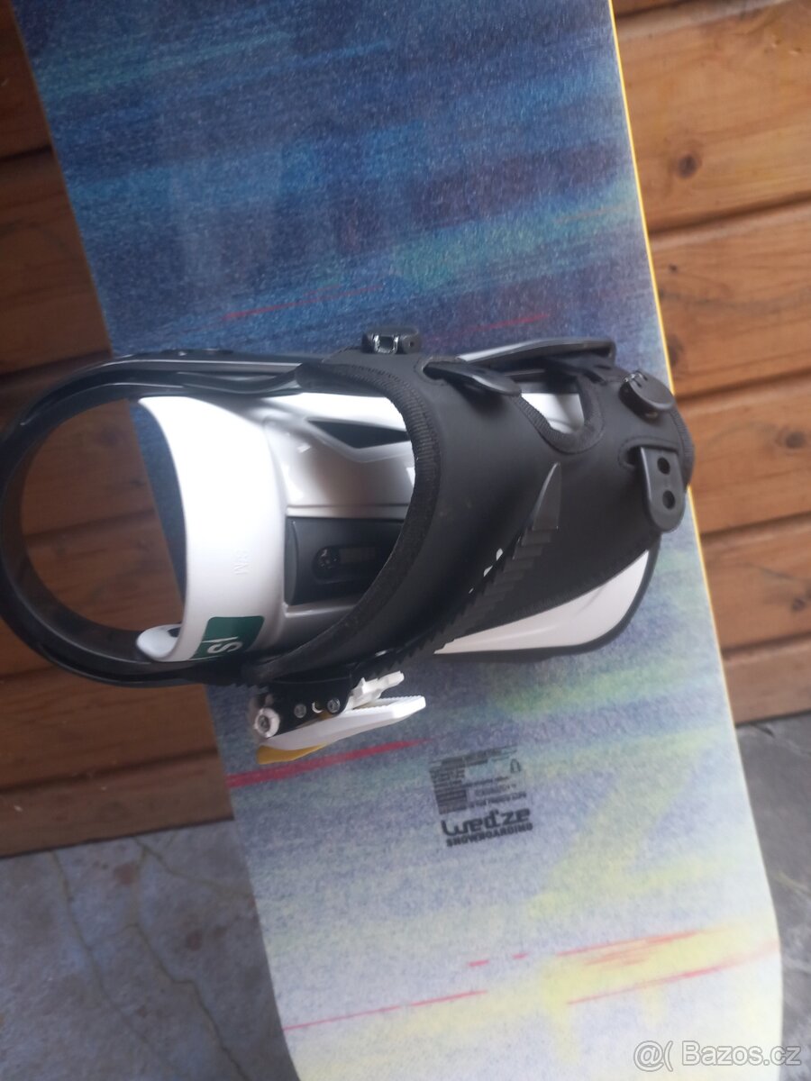 Dětský snowboard 135 cm