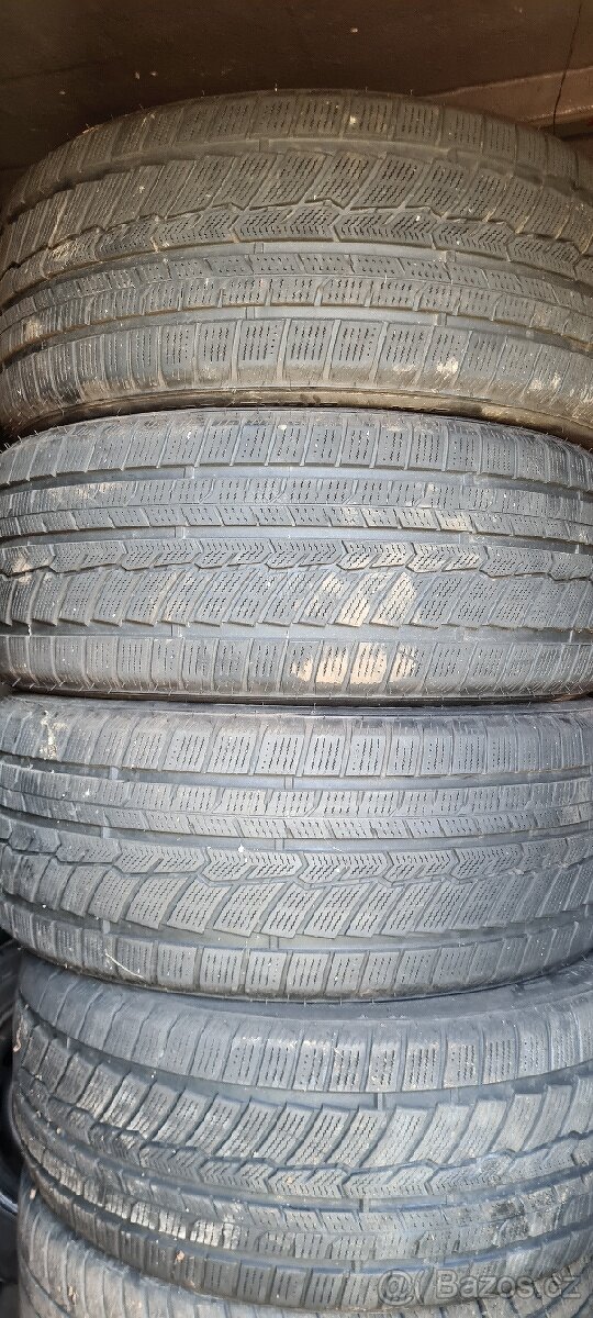 Austone SKADI SP-901 235/50 R19 M+S zimní