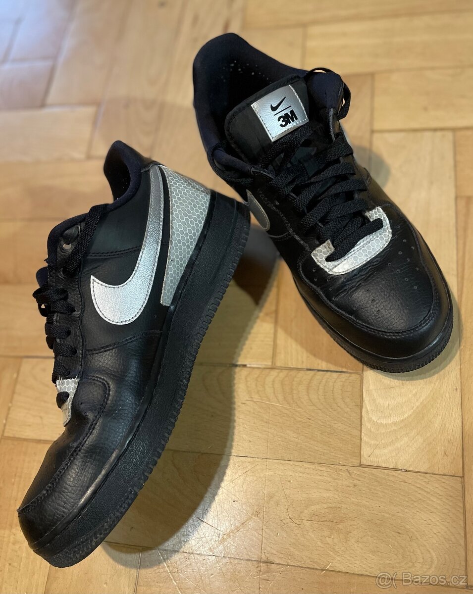 NIKE AIR FORCE 1 '07 LV8 3M