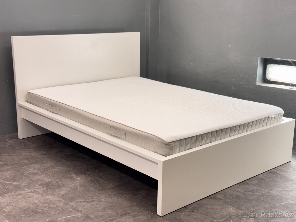 Postel IKEA MALM 140x200