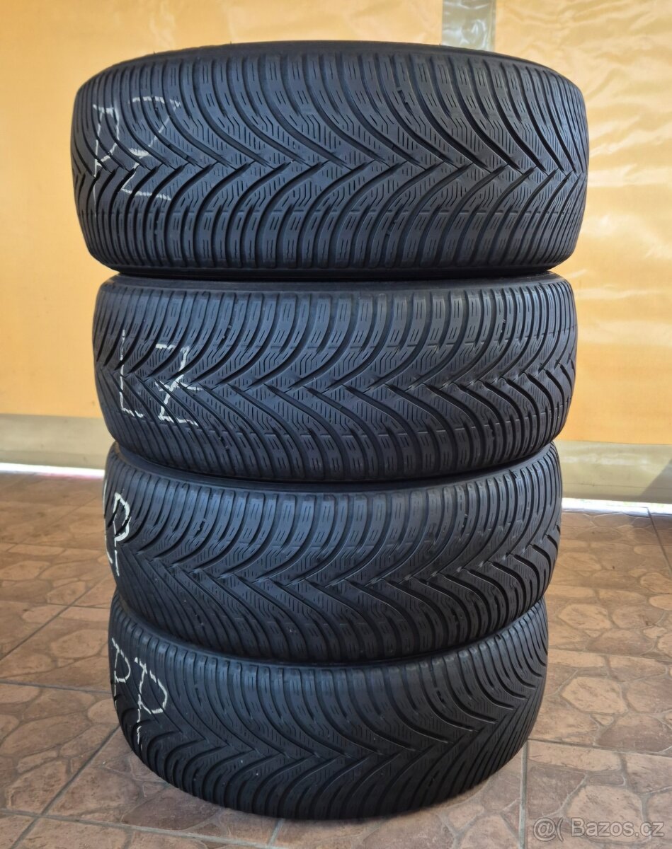 Zimní pneu 225/55 R17 101V