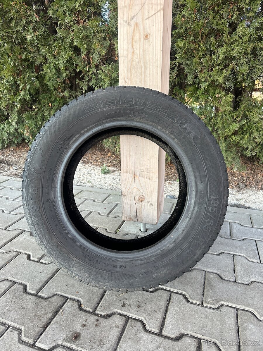 Zimní pneu 195/65 r15 T