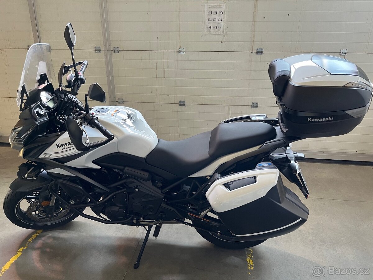 Kawasaki Versys 650-cena 170000,-  do 13.9  - volejte